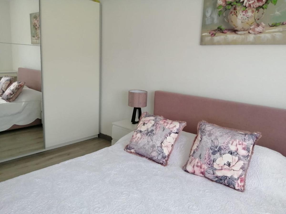 Apartment Jole 1 Trogir Eksteriør bilde