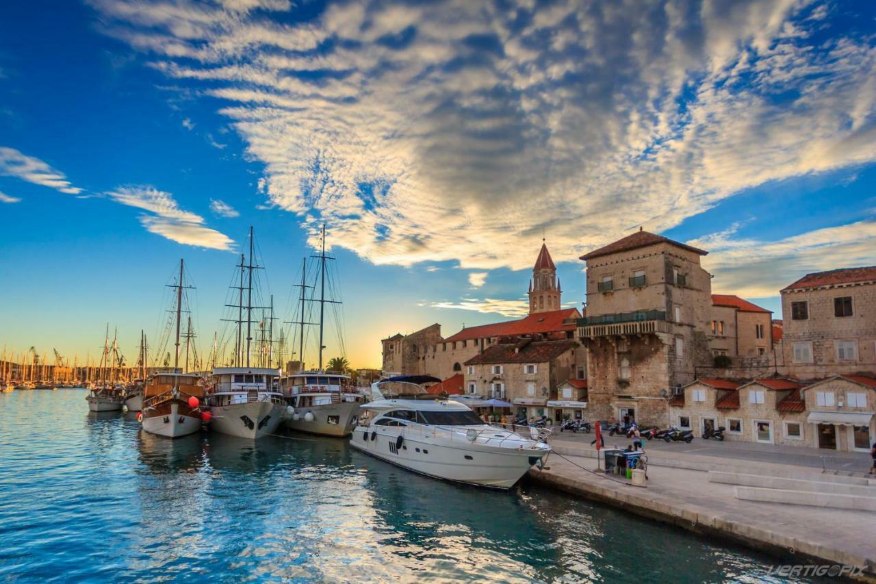 Apartment Jole 1 Trogir Eksteriør bilde